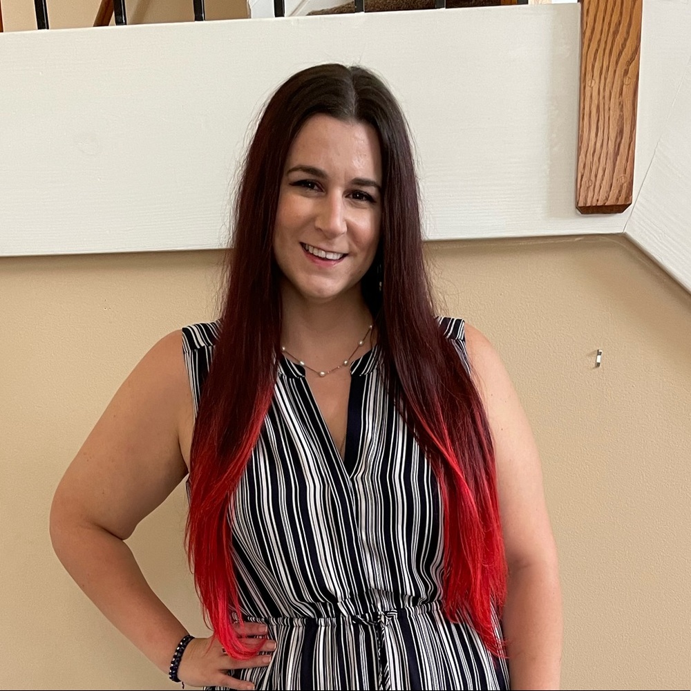 Meet your Posher, Alina